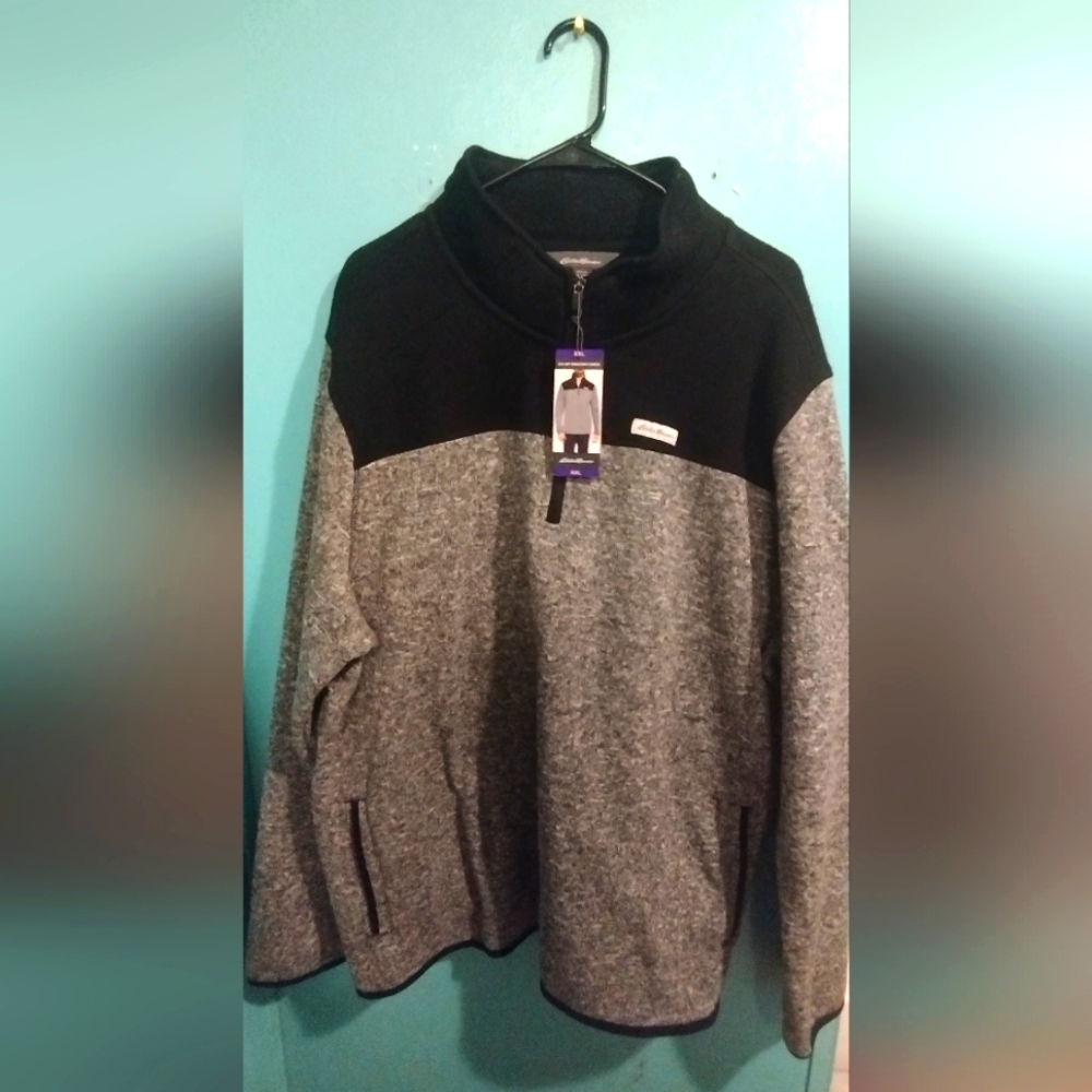 Men's pullover nwt